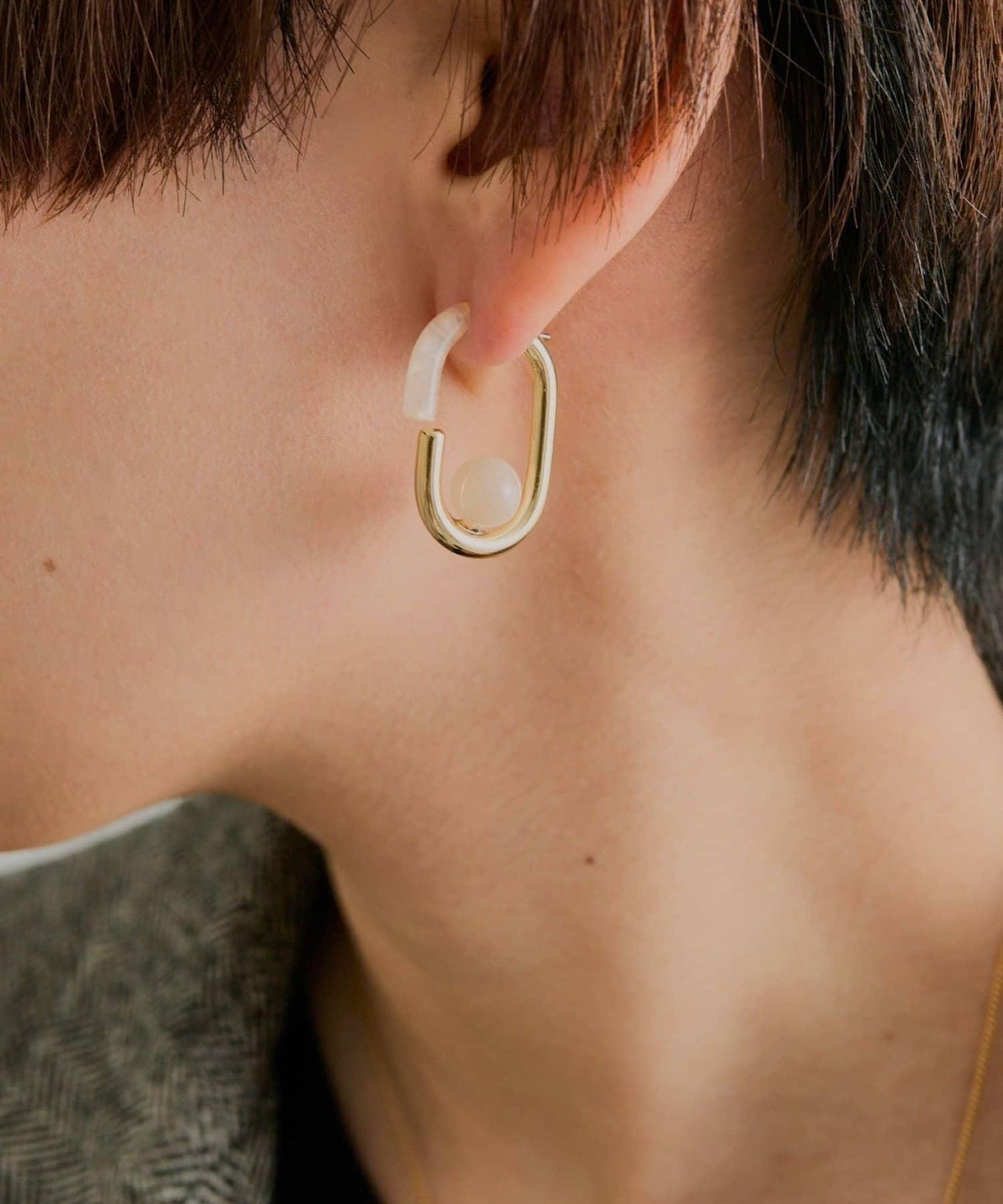 《チタンポスト》 後環設計 樹脂 耳釘