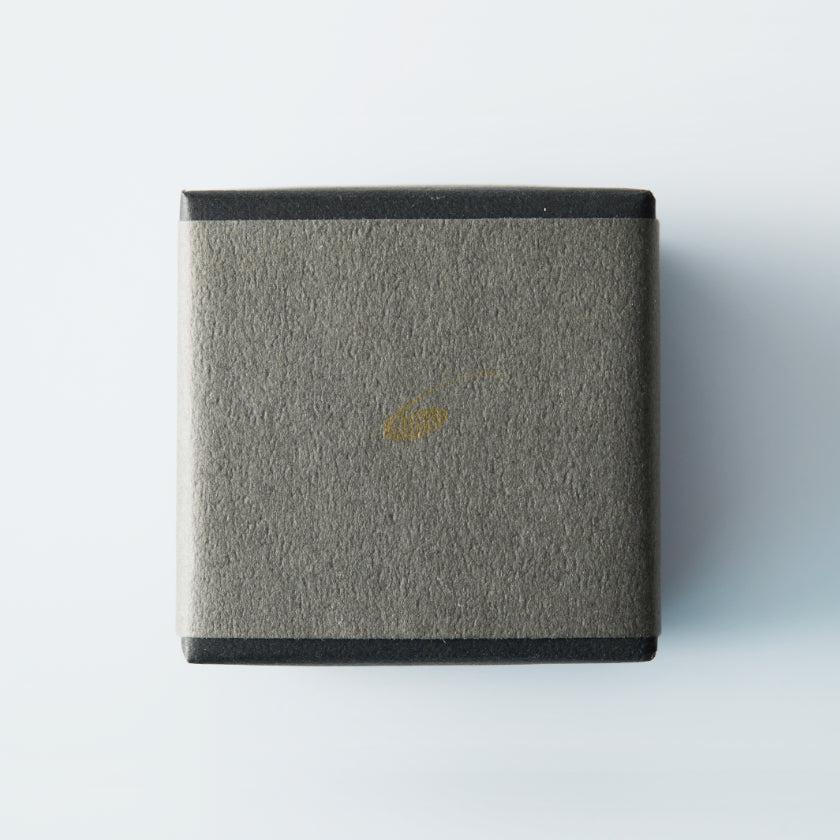 【ピアス】月の満ち欠け | 有田焼 | 6.kiln