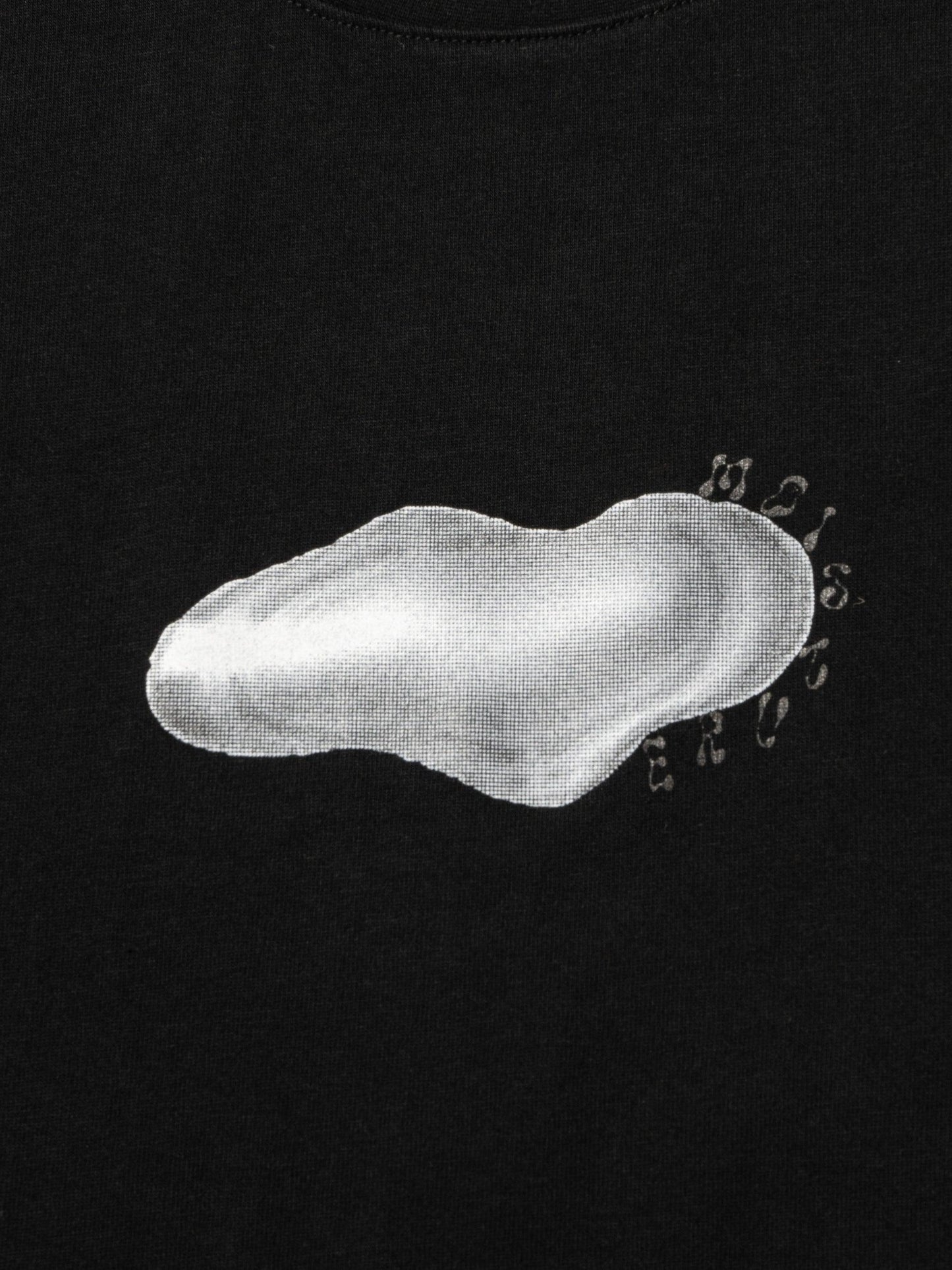 moisture TEE × Knuu® T恤