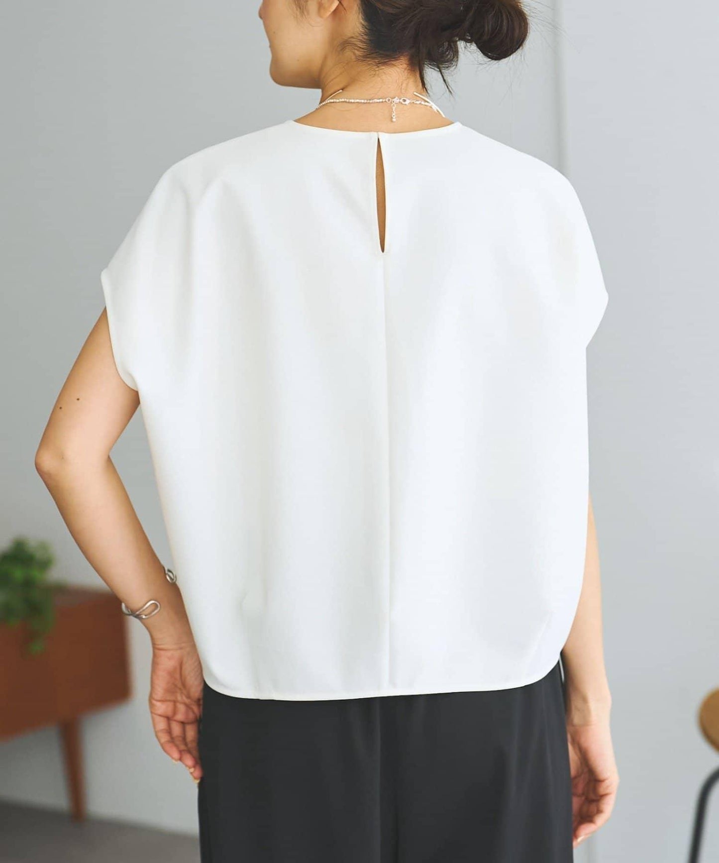 繭形法式設計襯衫
