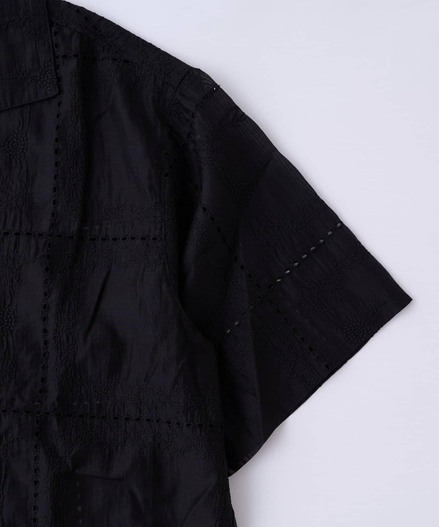 中性蕾絲刺繡襯衫 網絡