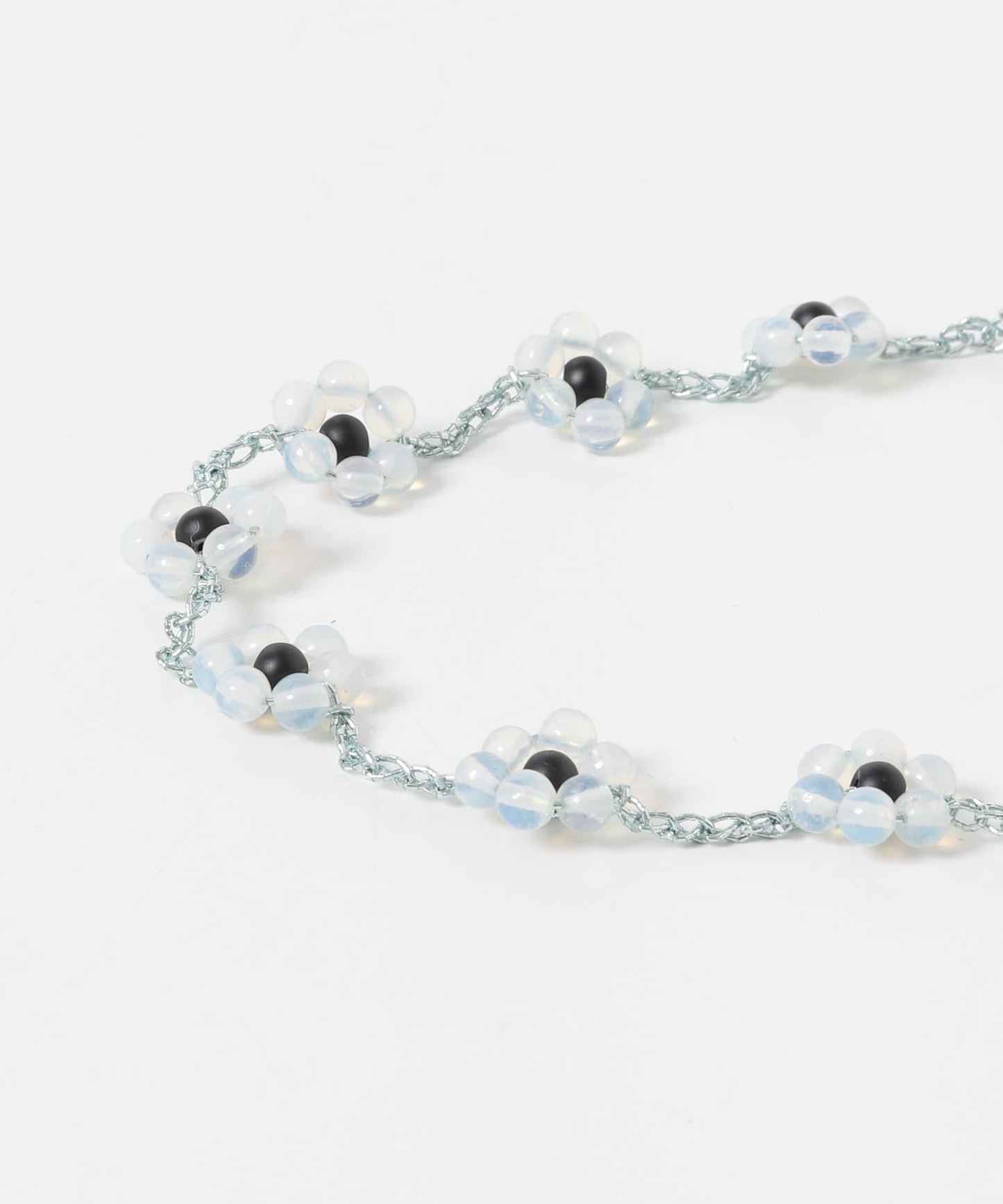 PROTCOL FLOWER NECKLACE