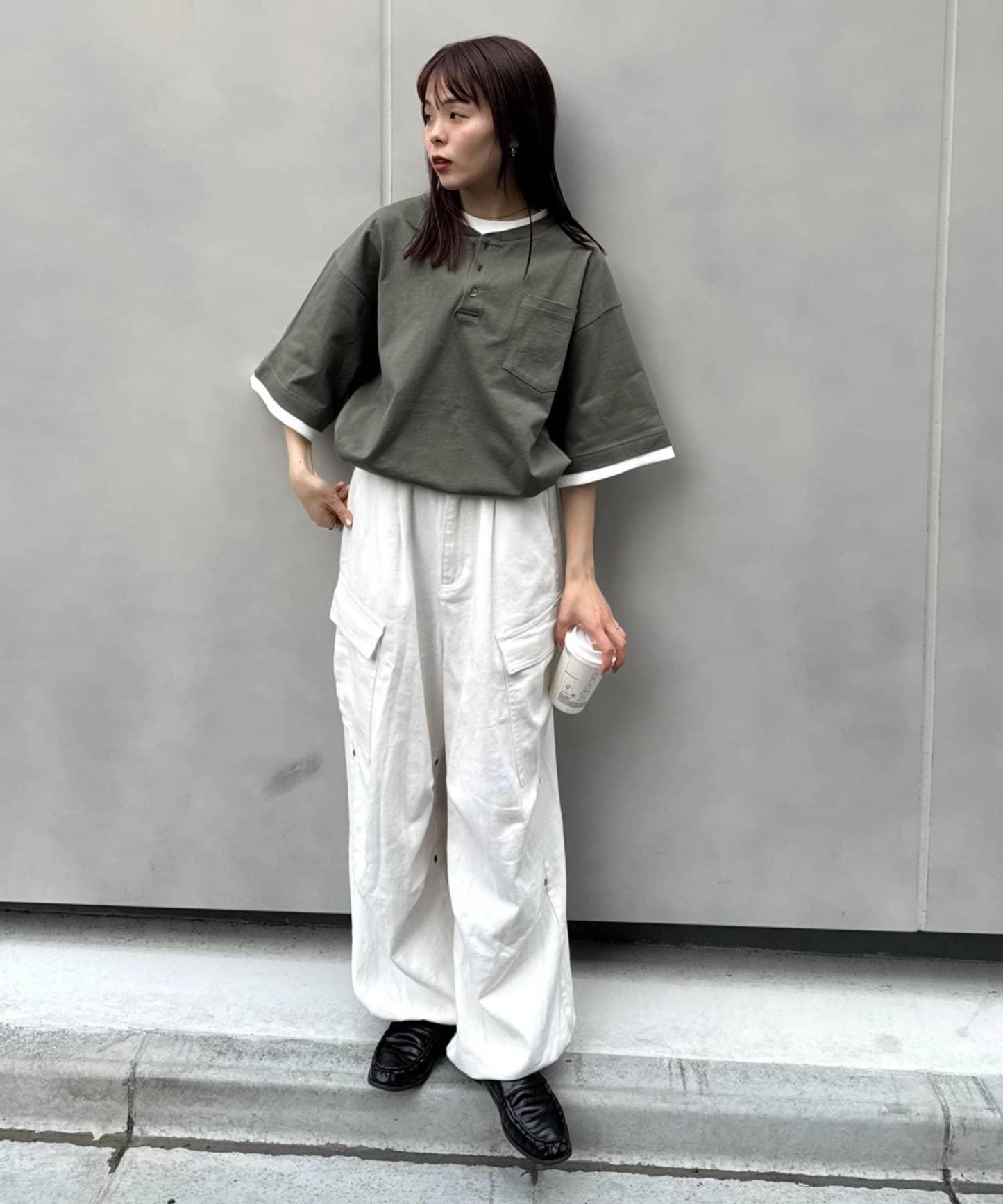 UNISEX 防汗漬 層疊效果亨利領TEE