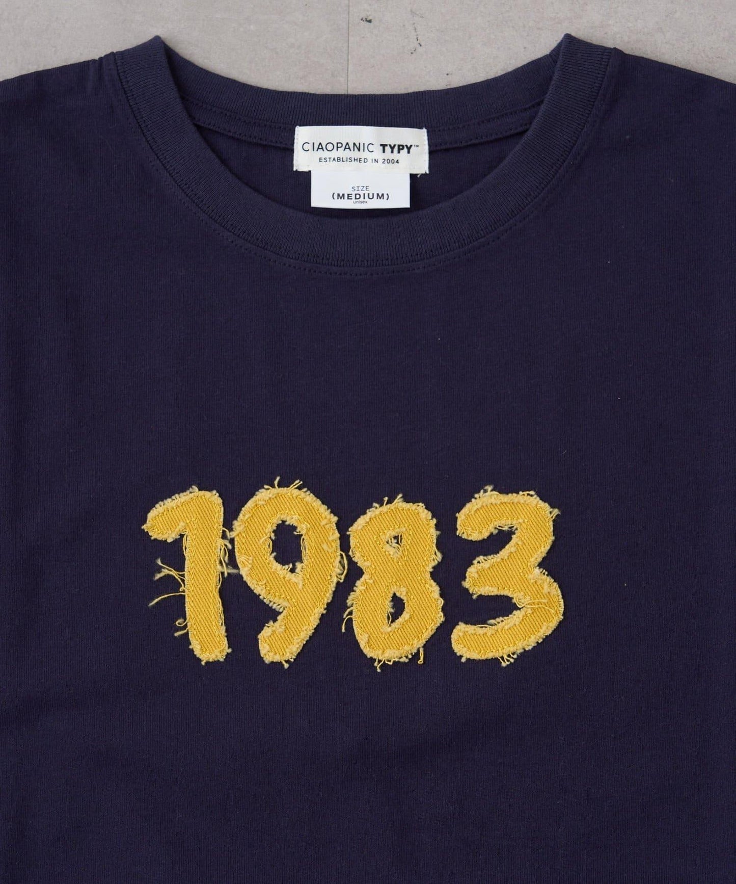 網絡限定 UNISEX 1983貼布 T恤