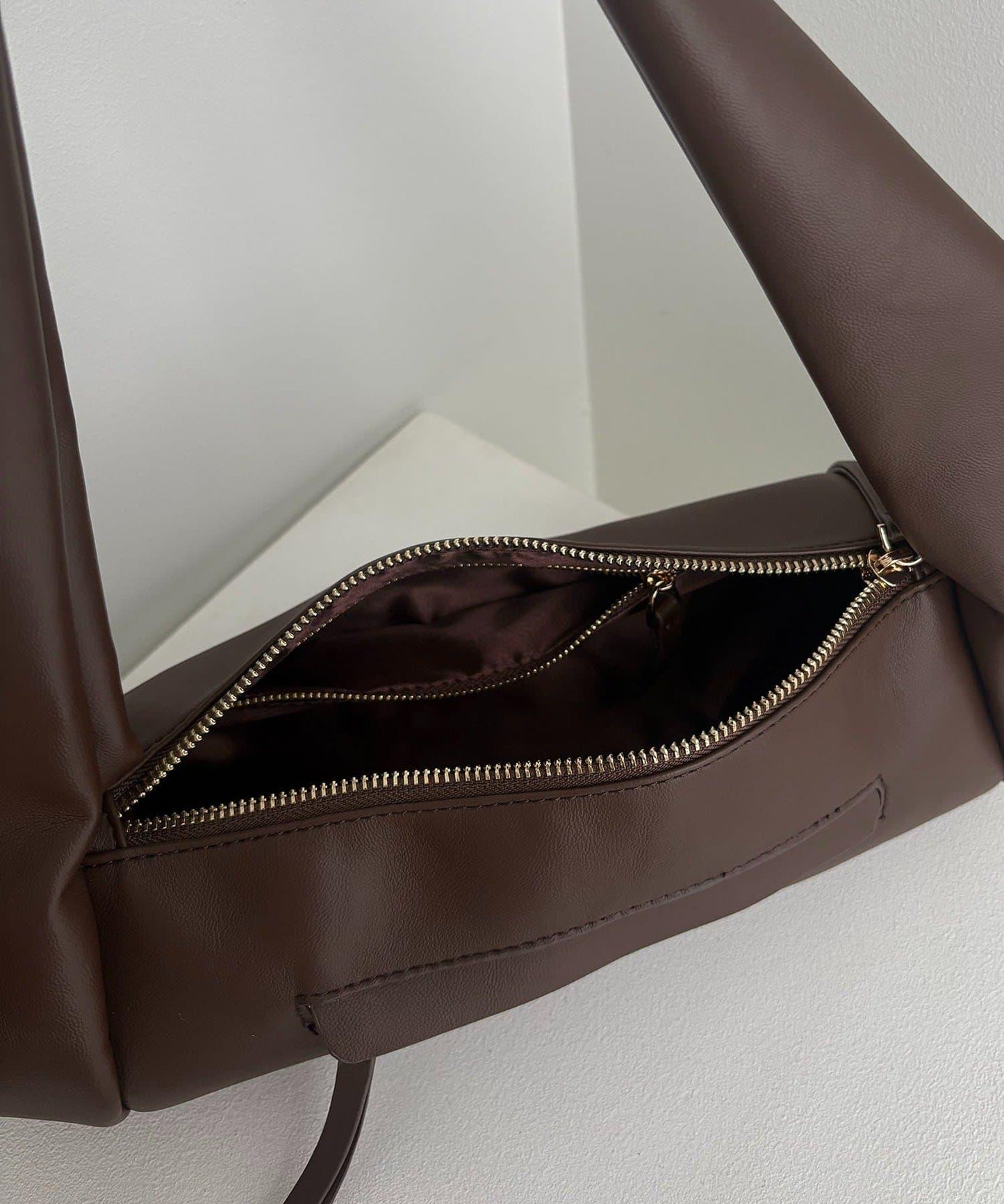 三角造型 BAG 包