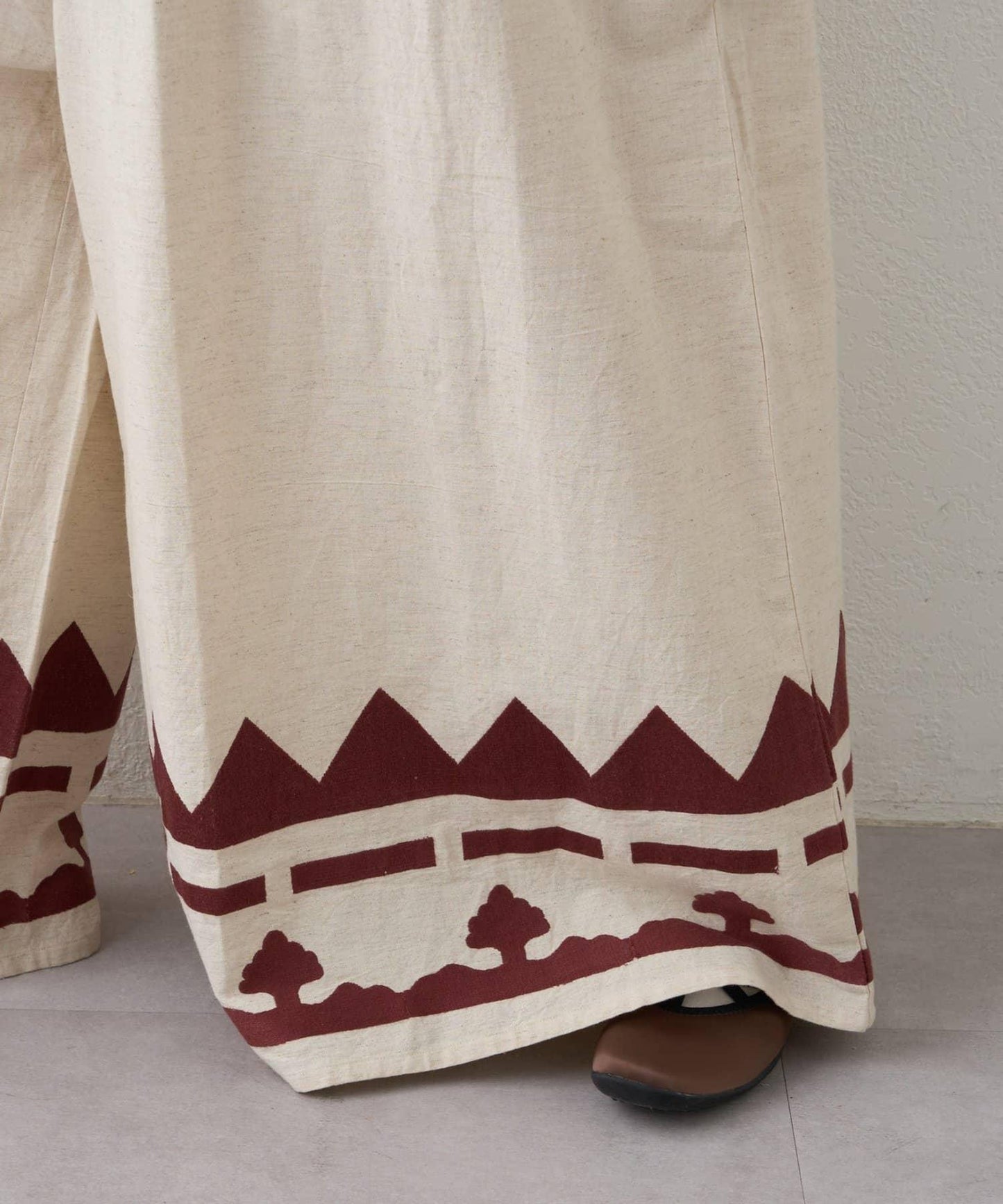 Aguni 綿麻裾刺繡揹帶褲