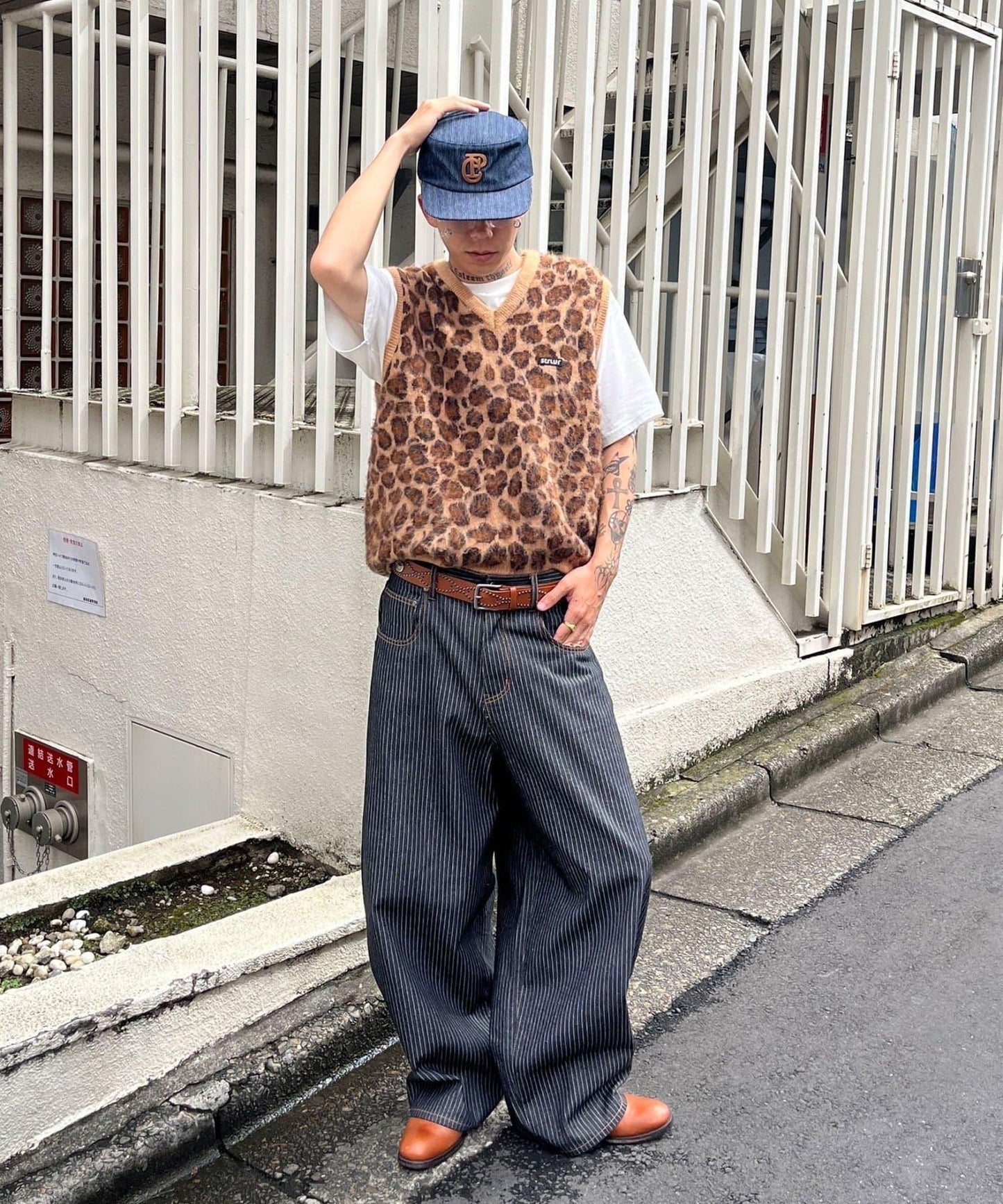 條紋工裝帽