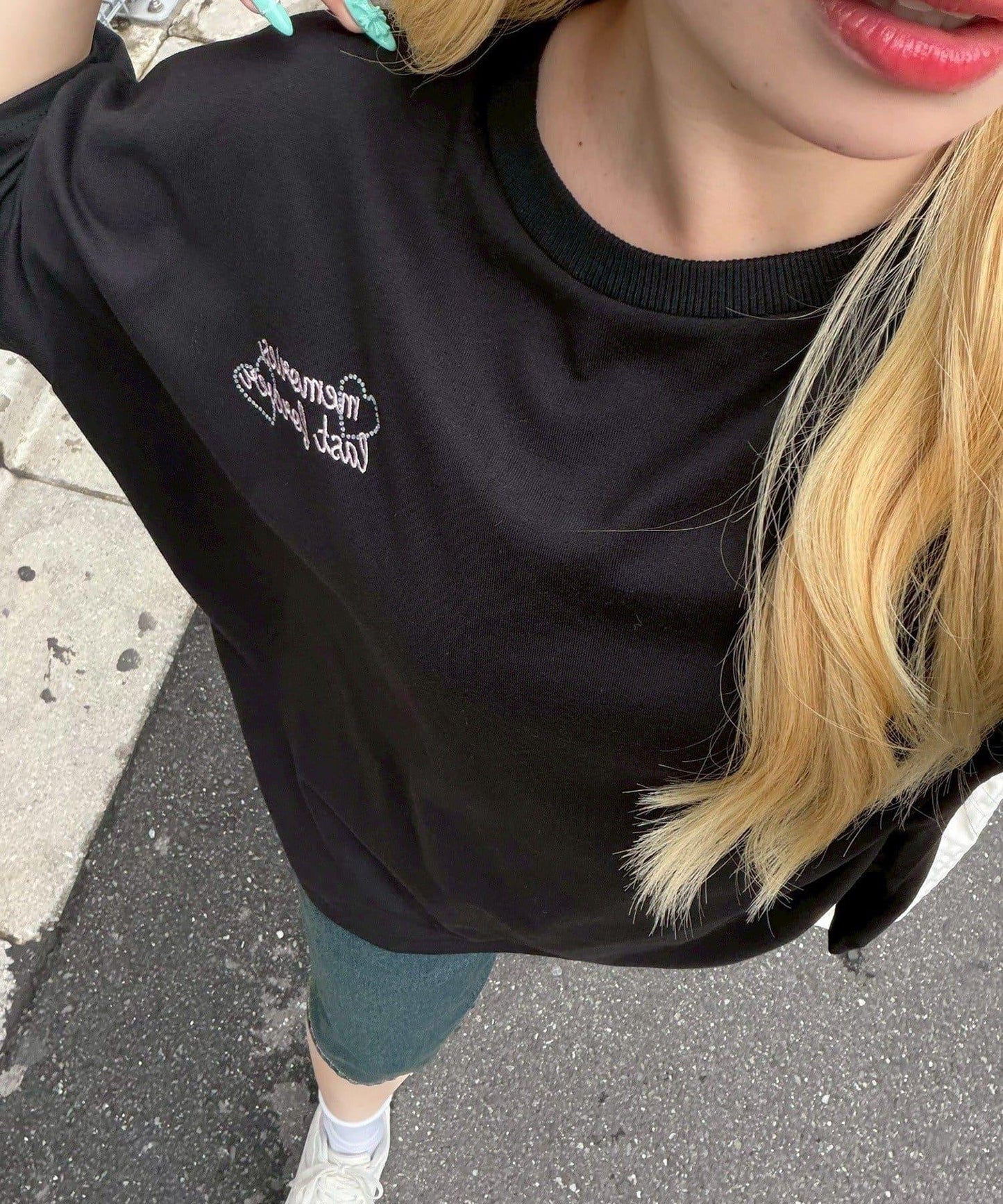 【continuer】圓點Logo BigTee
