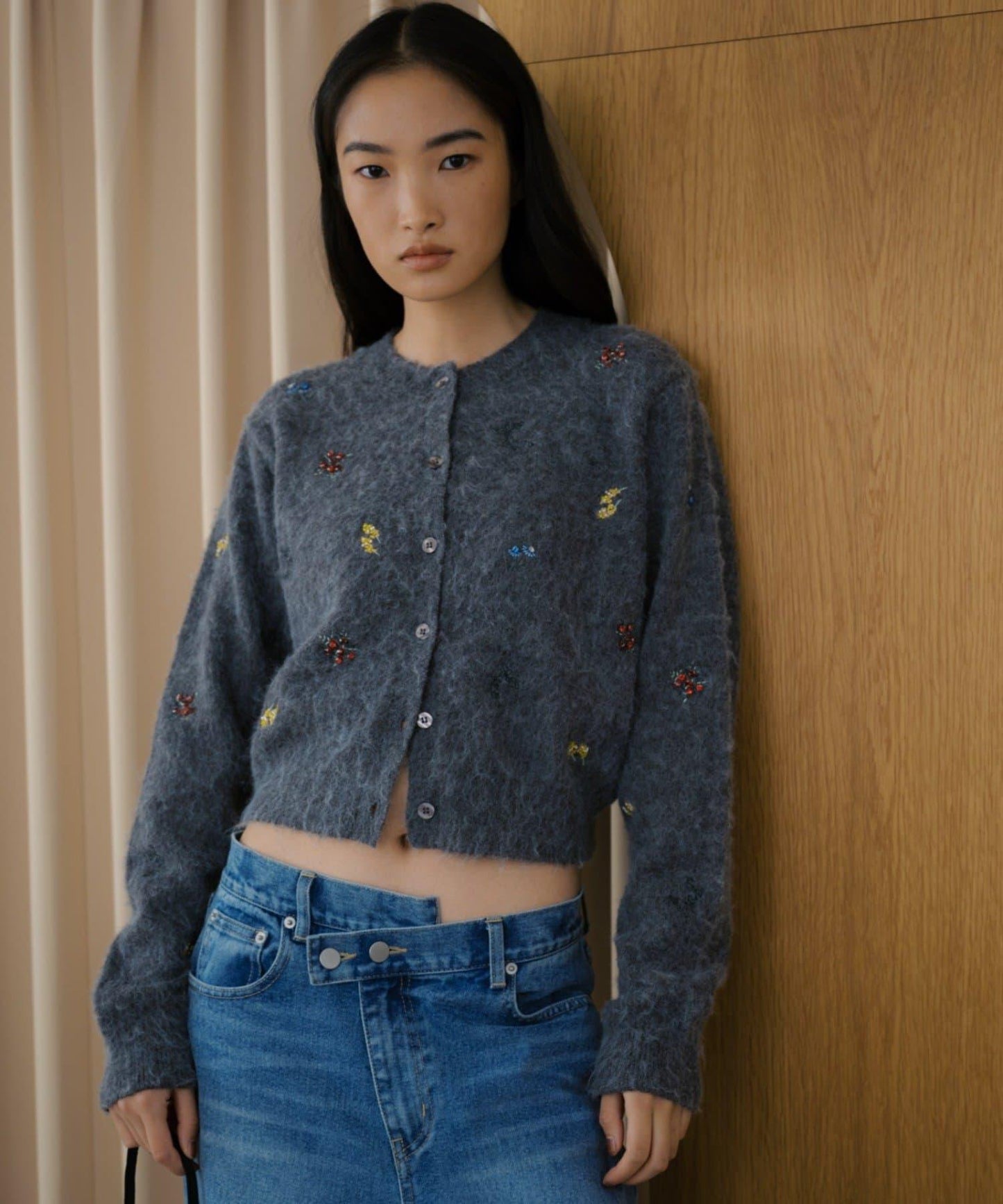 刺繡鑲鑽針織開衫