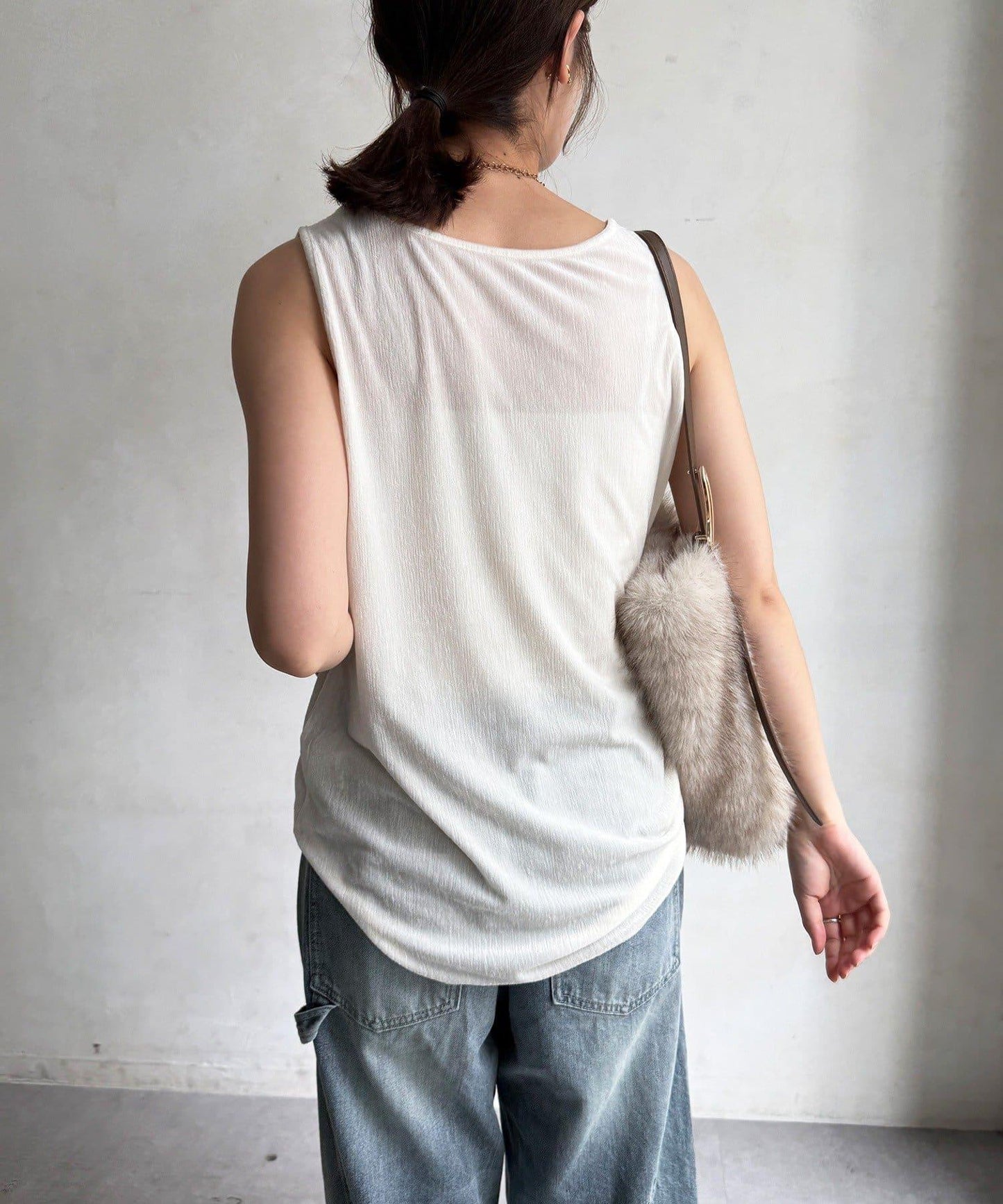 DOUDOU 絲絨吊帶背心 女 基礎款 內搭 簡約 顯瘦