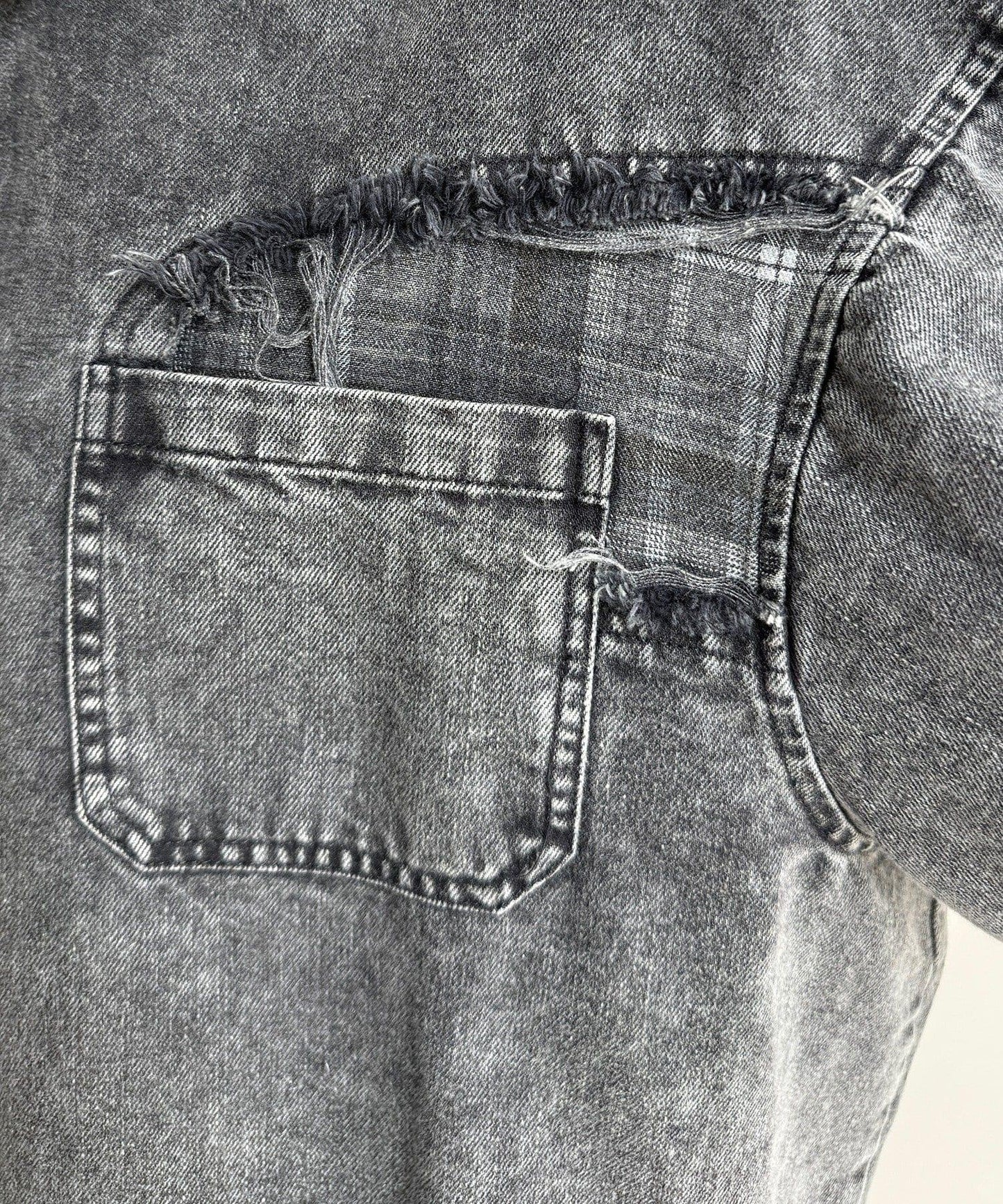 【WEB限定】ダメージデニムシャツ