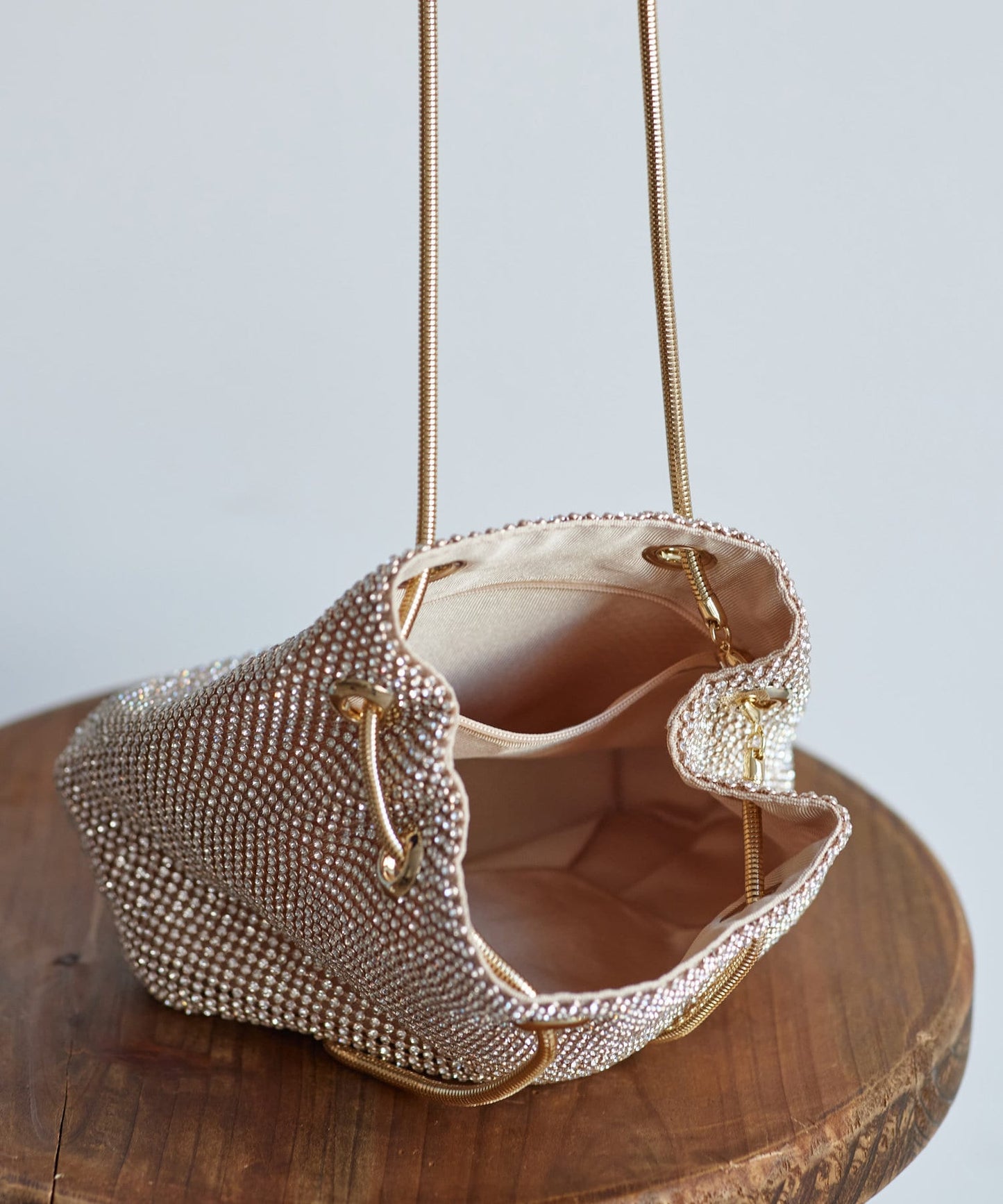 【場合】閃光亮片繡花提包