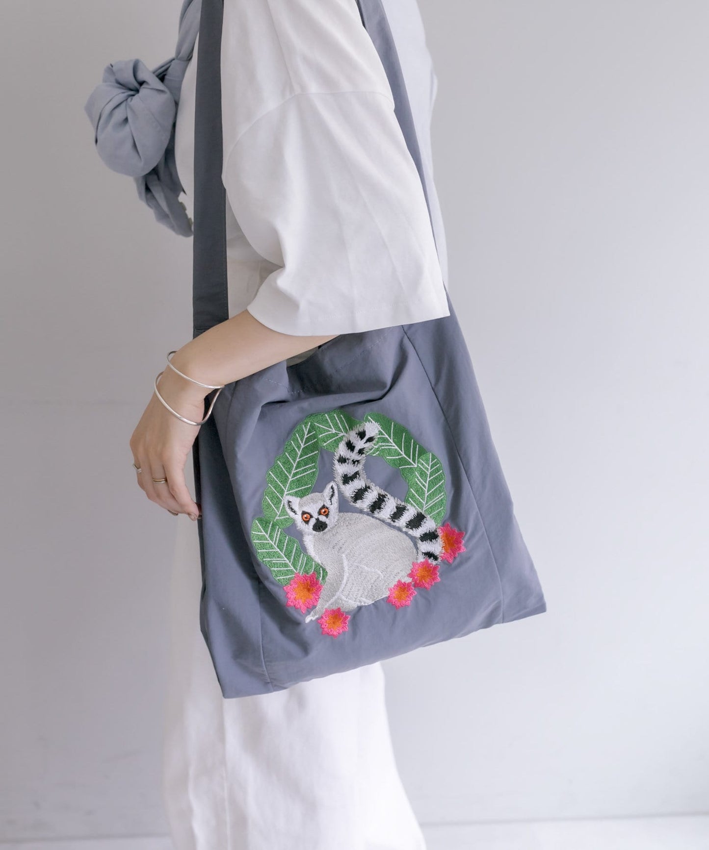 《!》動物刺繡手提包