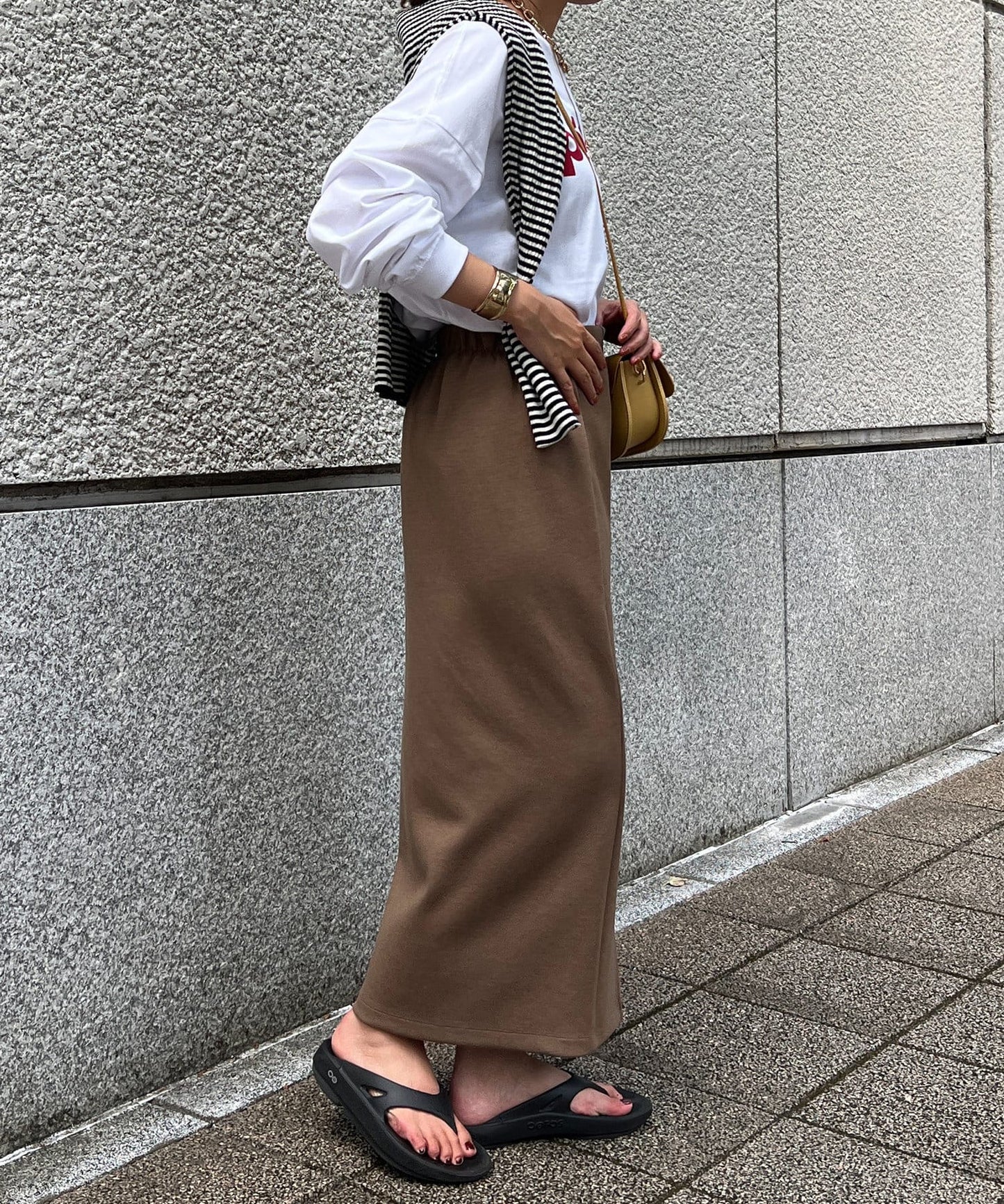【美型高顏值單品】開叉紙板窄裙