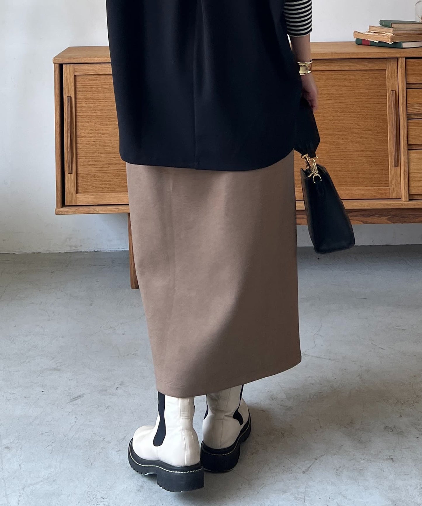 【美型高顏值單品】開叉紙板窄裙