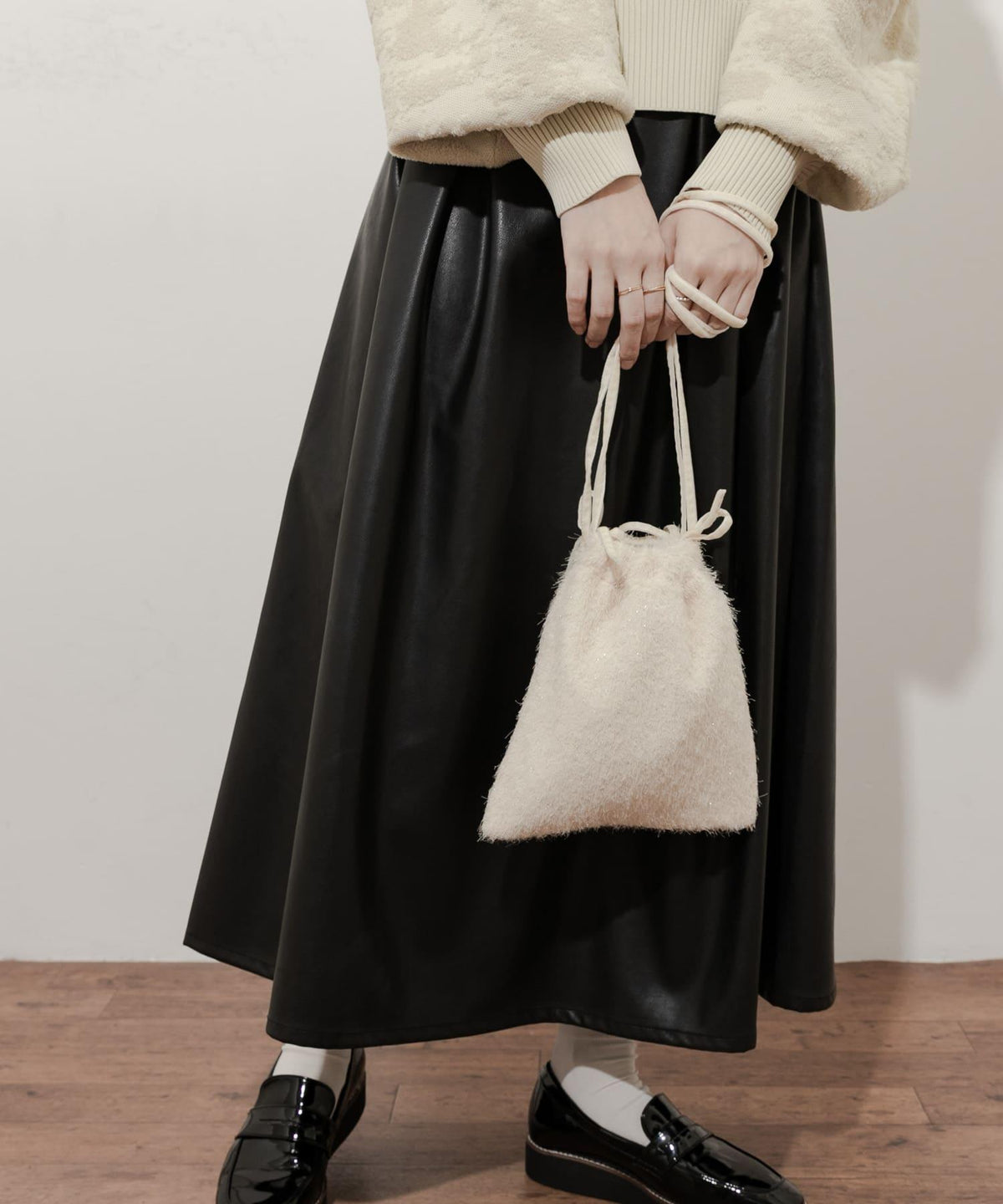 166183215