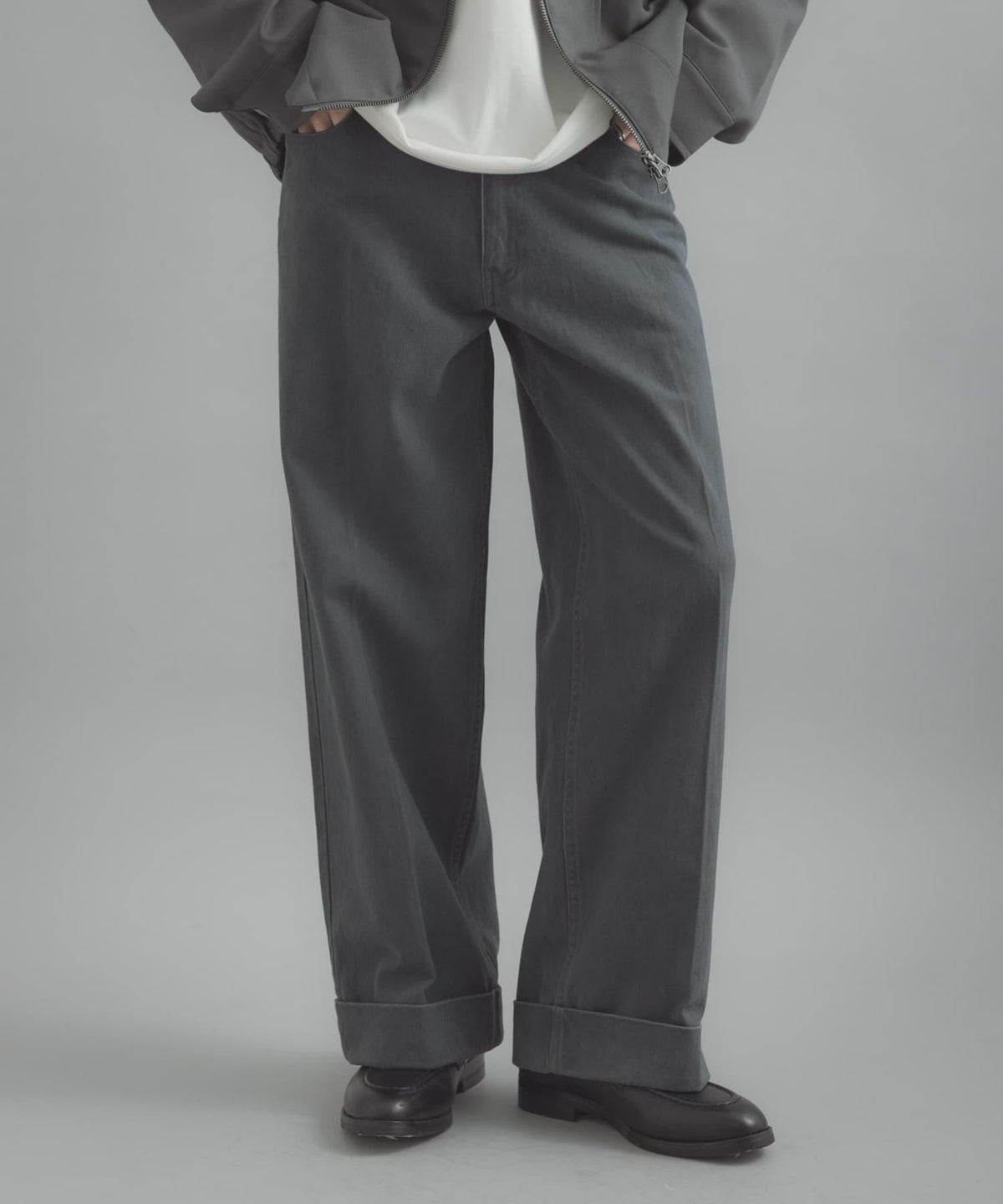 169380295