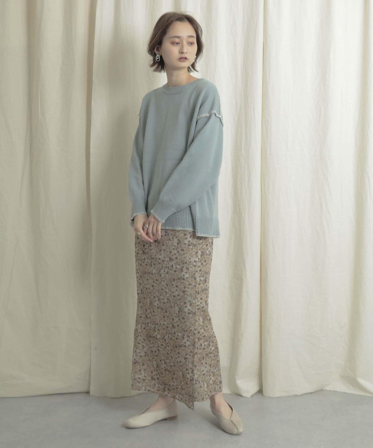 162181122