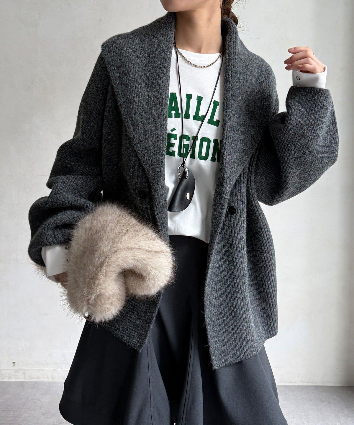 173399386