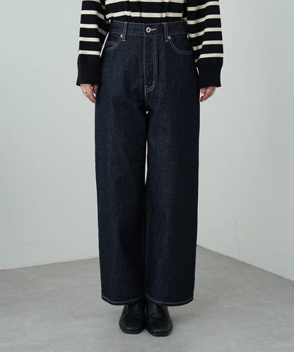 寬鬆牛仔褲