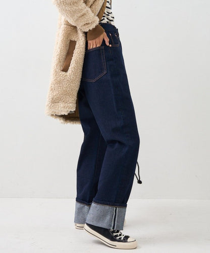 卷邊直筒牛仔褲