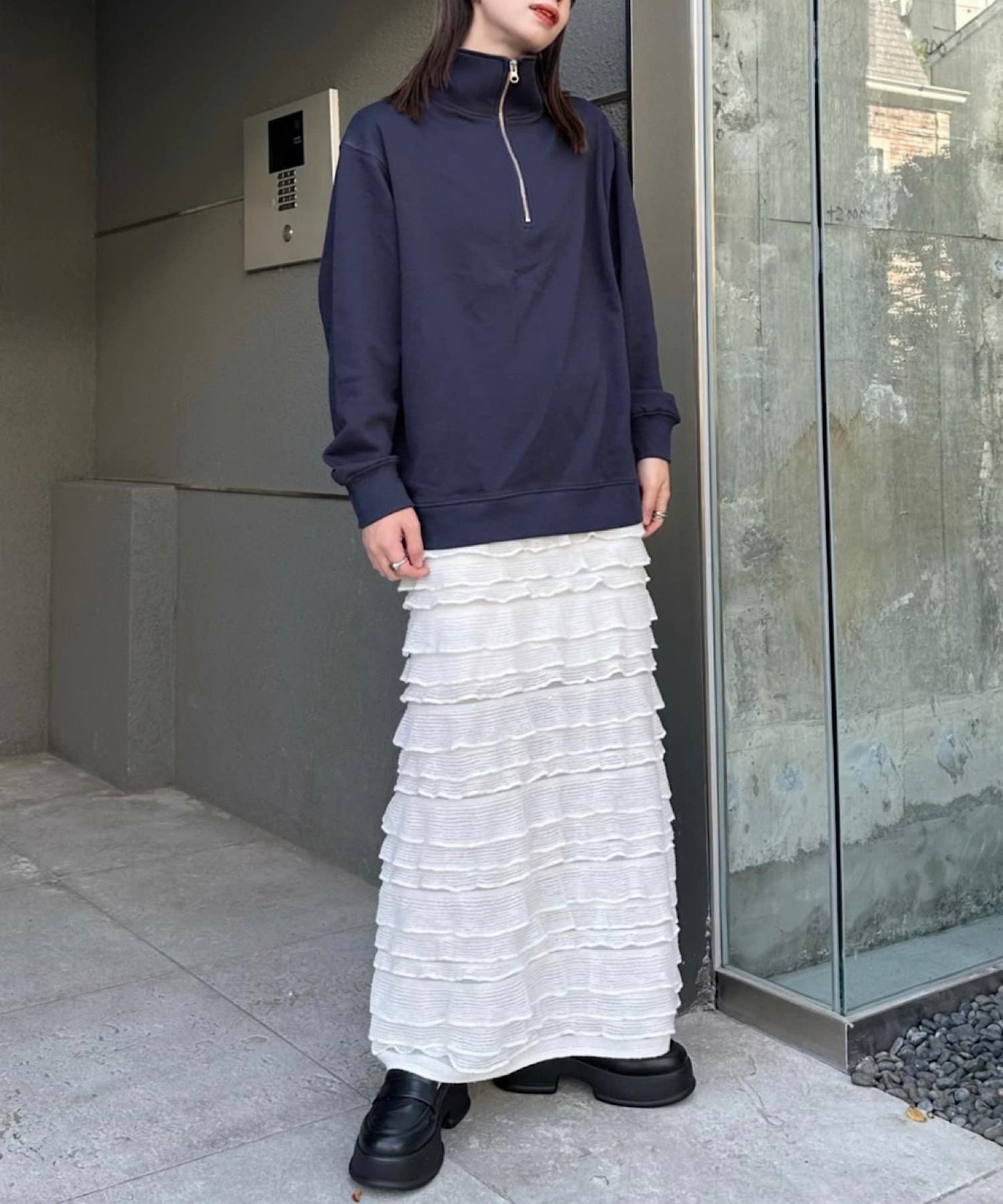 B 半拉鍊標誌衛衣