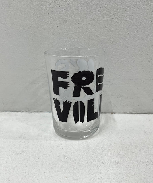 玻璃杯