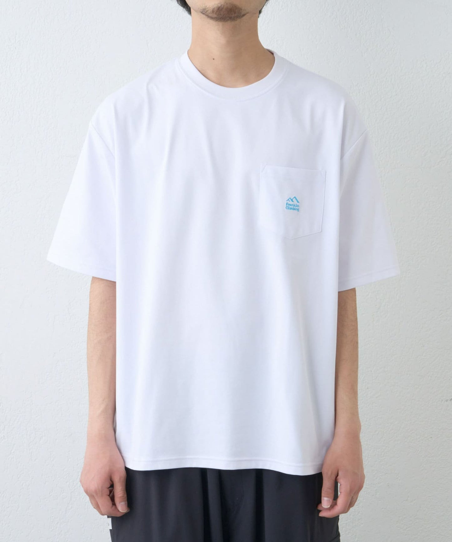 【Franklin Climbing】一點刺繡口袋短袖T恤