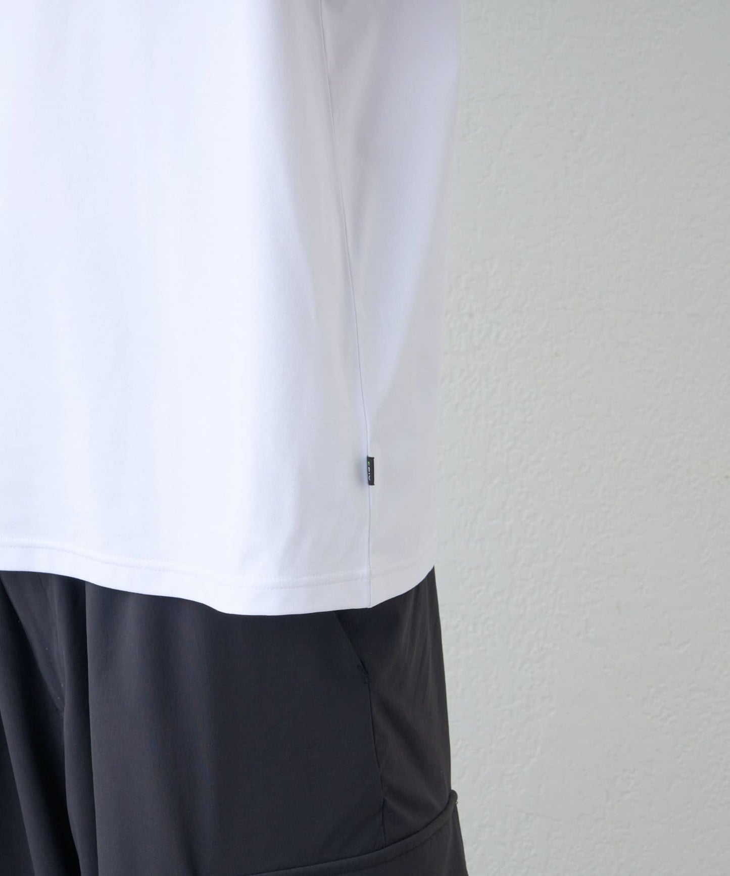 【Franklin Climbing】一點刺繡口袋短袖T恤