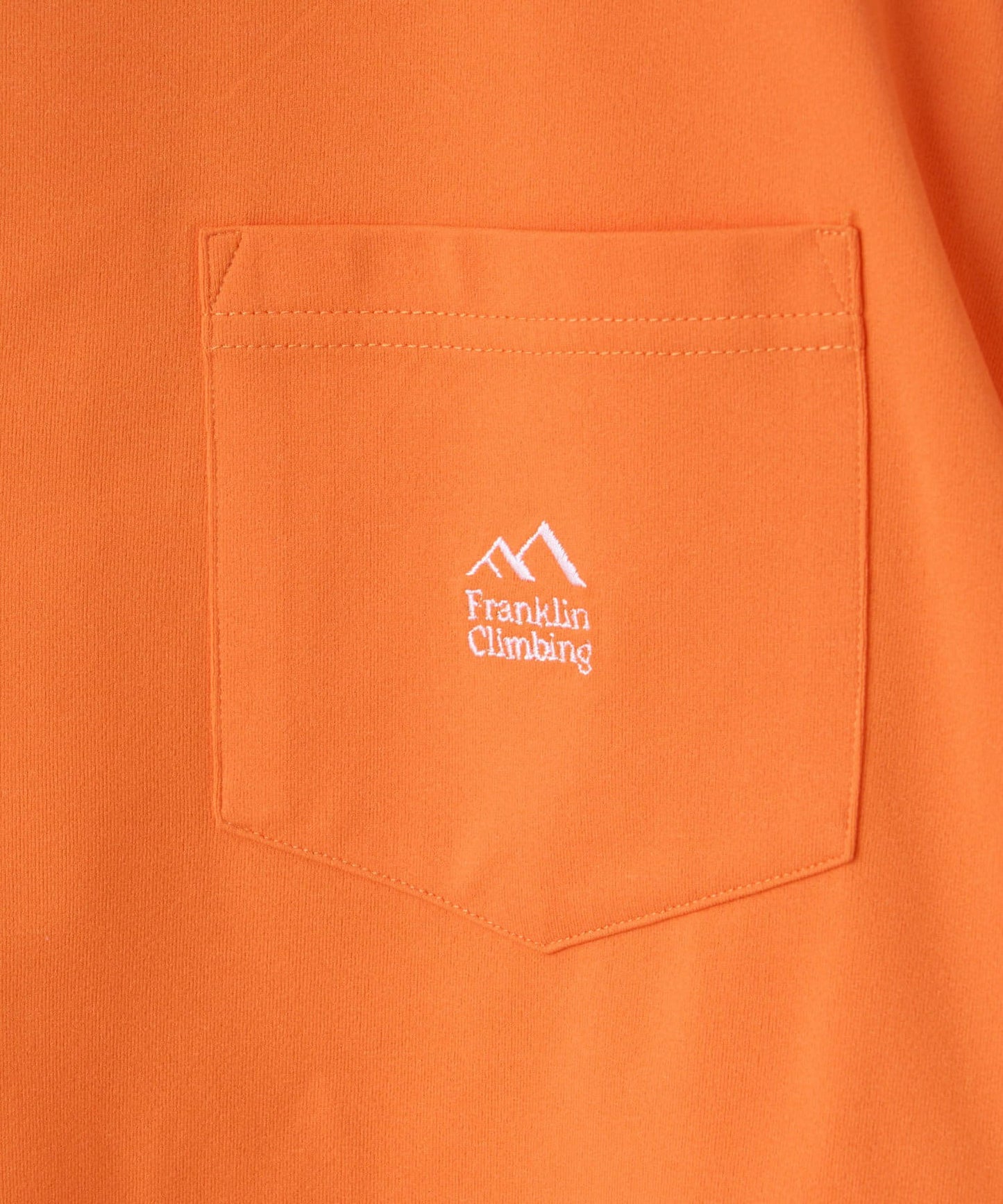 【Franklin Climbing】一點刺繡口袋短袖T恤