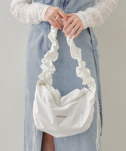 圓形草編肩揹包