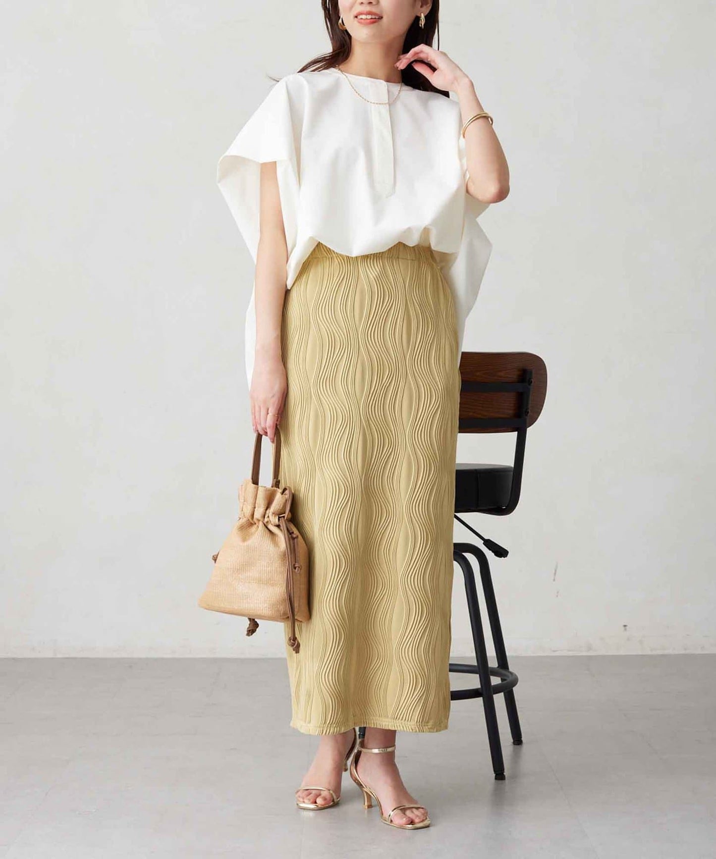 360度彈力肩褶抽繩套頭衫