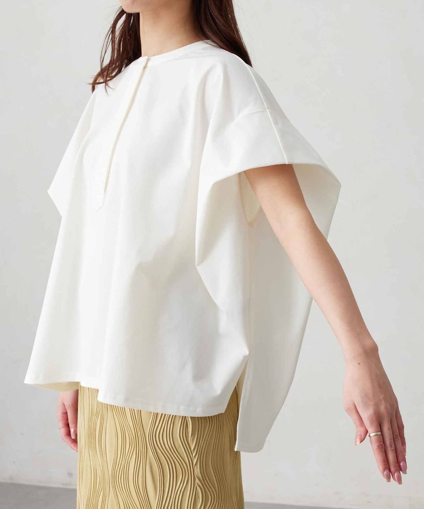 360度彈力肩褶抽繩套頭衫