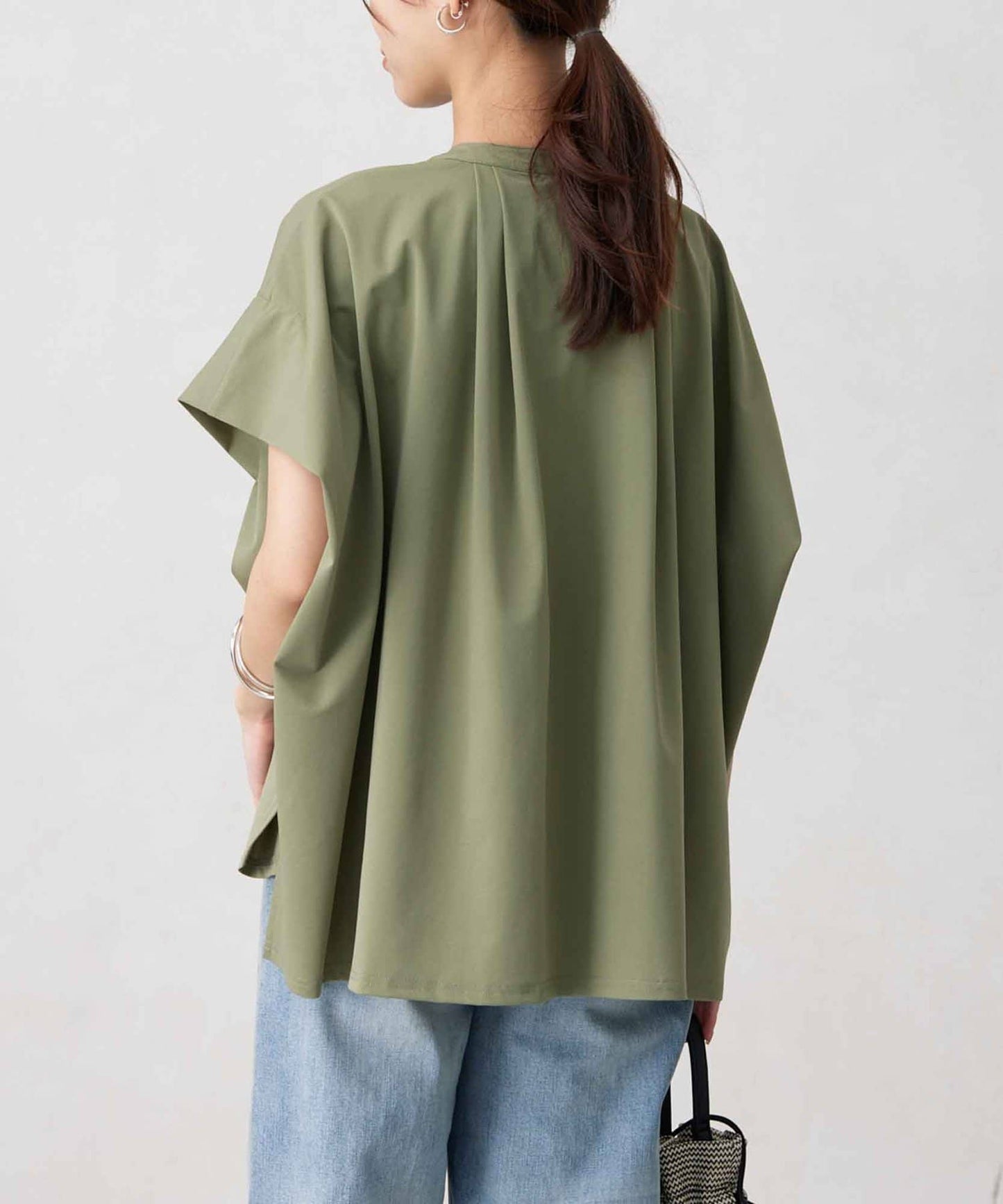 360度彈力肩褶抽繩套頭衫