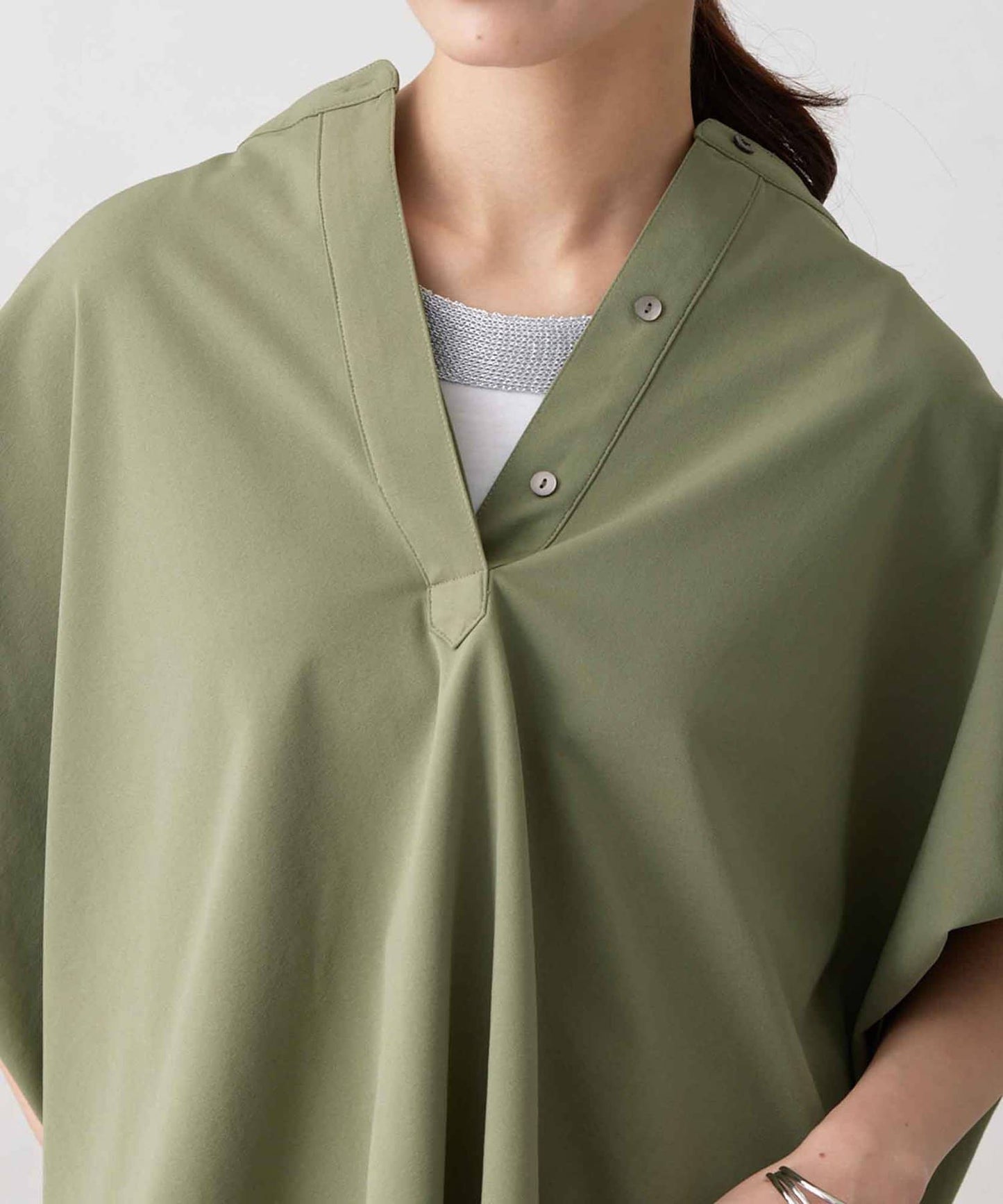 360度彈力肩褶抽繩套頭衫