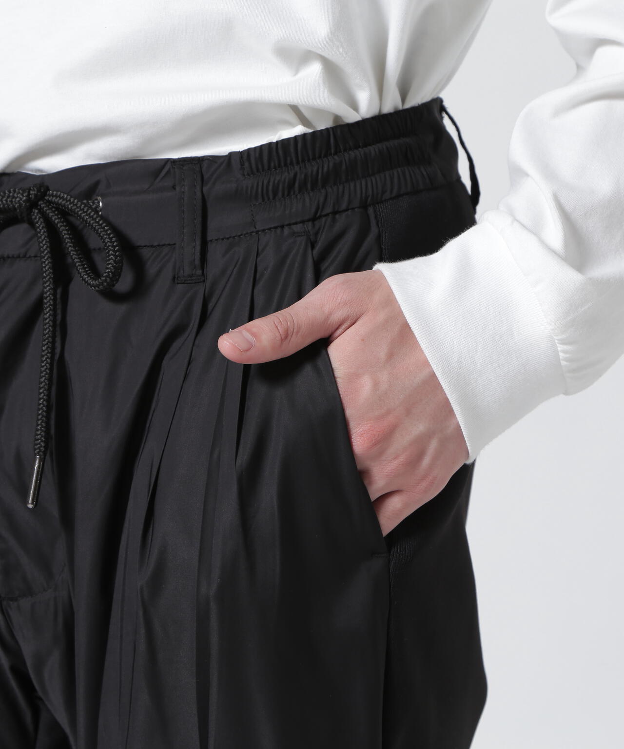 1PIU1UGUALE3 RELAX/ウノピゥウノウグァーレトレ リラックス/プリマロフトバックニットスラックス 1PIU1UGUALE3 RELAX/一加一等於三 休閒/PrimaLoft填充針織長褲