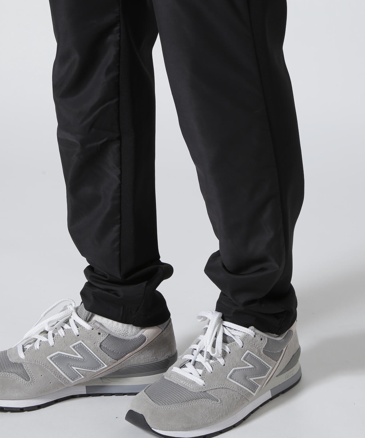 1PIU1UGUALE3 RELAX/ウノピゥウノウグァーレトレ リラックス/プリマロフトバックニットスラックス 1PIU1UGUALE3 RELAX/一加一等於三 休閒/PrimaLoft填充針織長褲