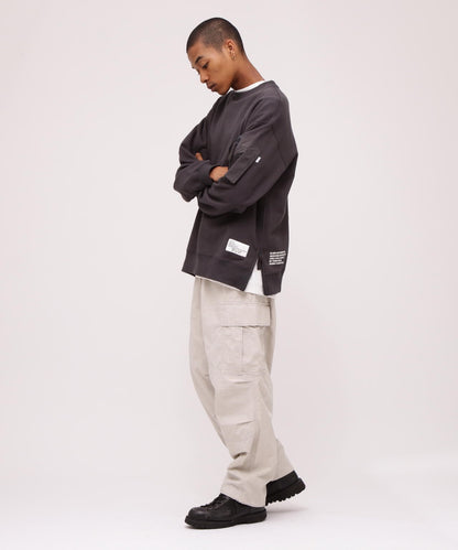 BAGGY FIT MIL. POCKET CREW NECK SWEAT