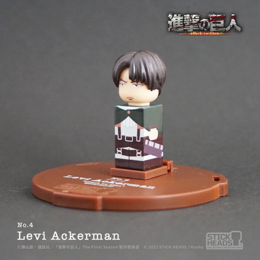 《進擊的巨人》徽章手辦「STICK HEADS / 利威·阿克曼」