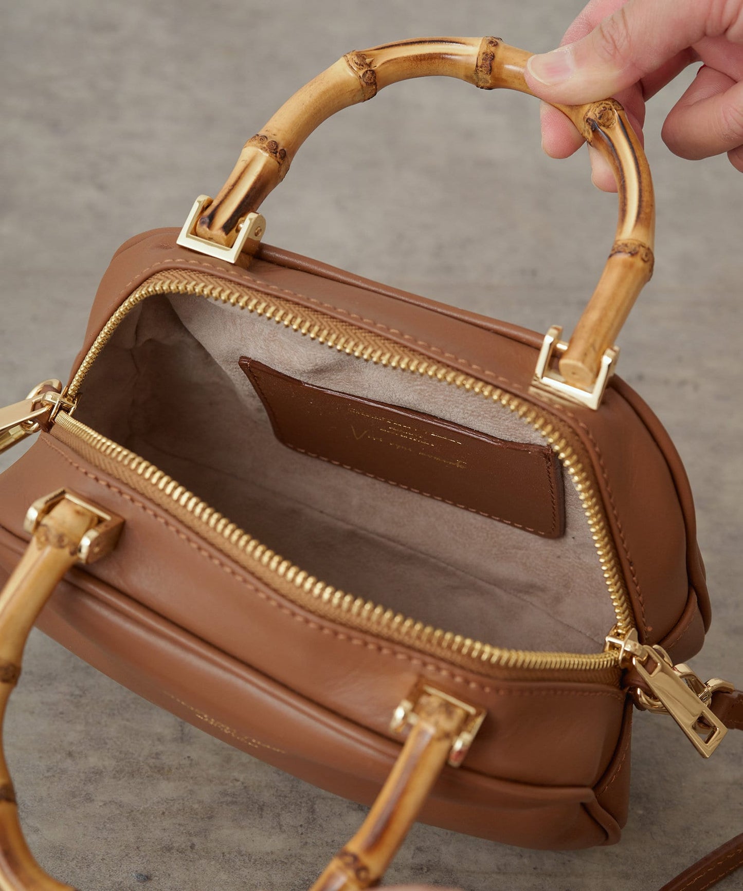 【CHRISTIAN VILLA/克里斯汀 維拉】迷你竹編包