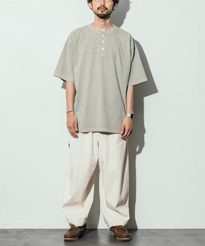 10.5盎司 重量無側縫 圓領 顏料T恤 美國棉