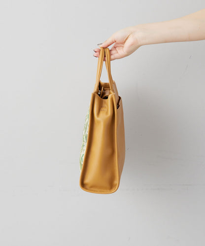 《人氣合作第二彈！/真皮》sampo×ear葉子圖案帶肩帶手提包