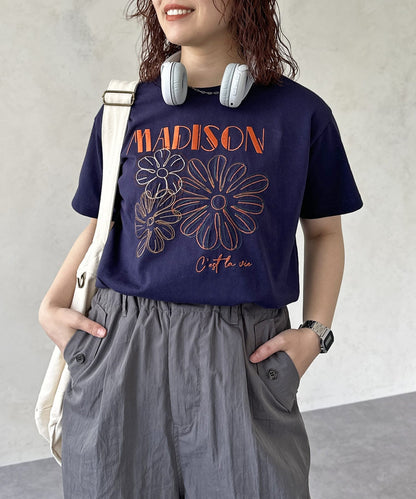 綜合刺繡T-shirt