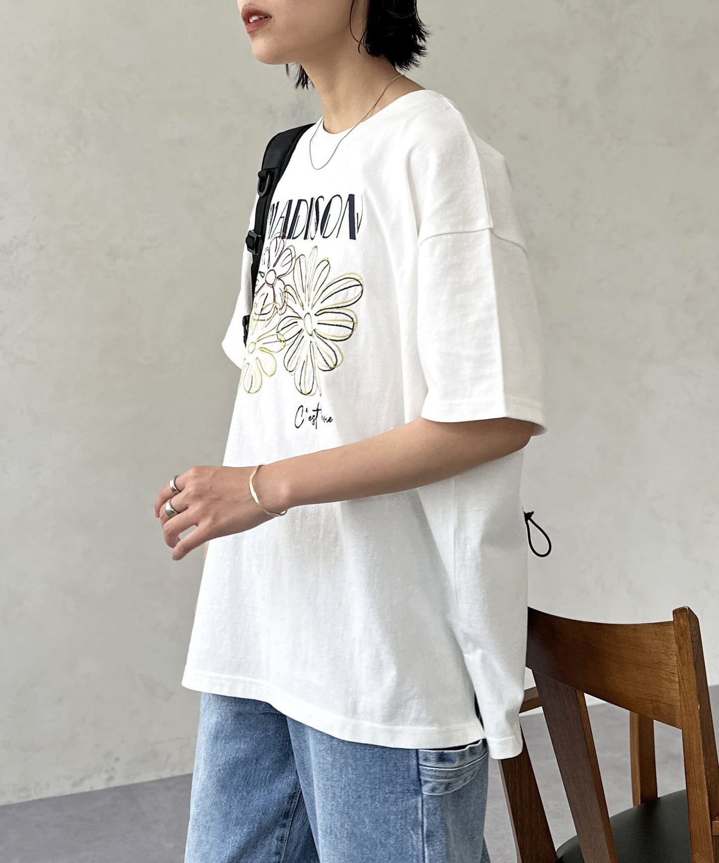 綜合刺繡T-shirt