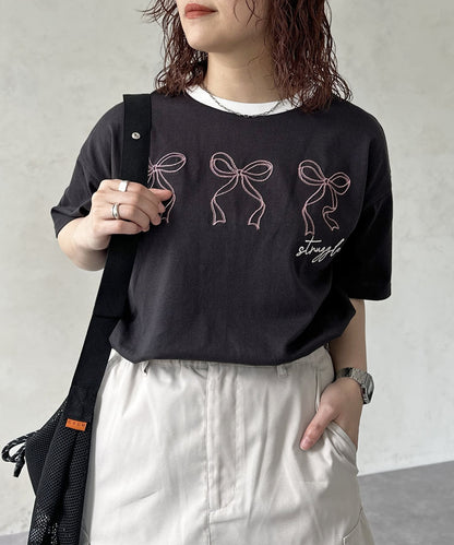 綜合刺繡T-shirt