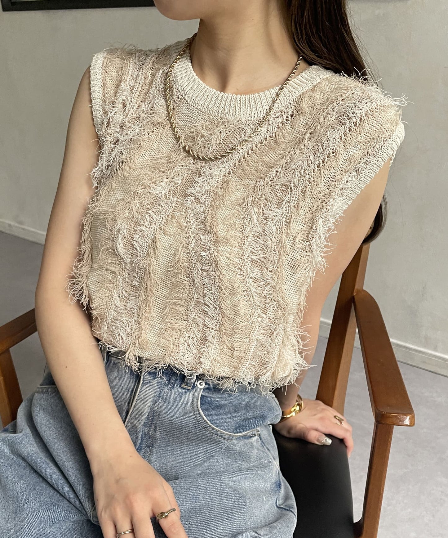 流蘇無袖針織衫