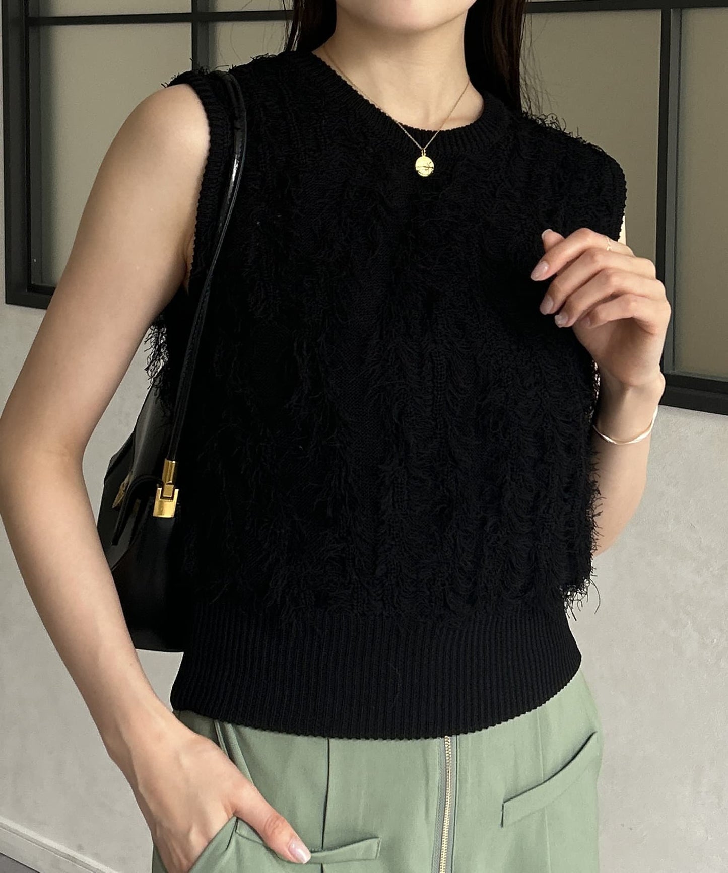 流蘇無袖針織衫