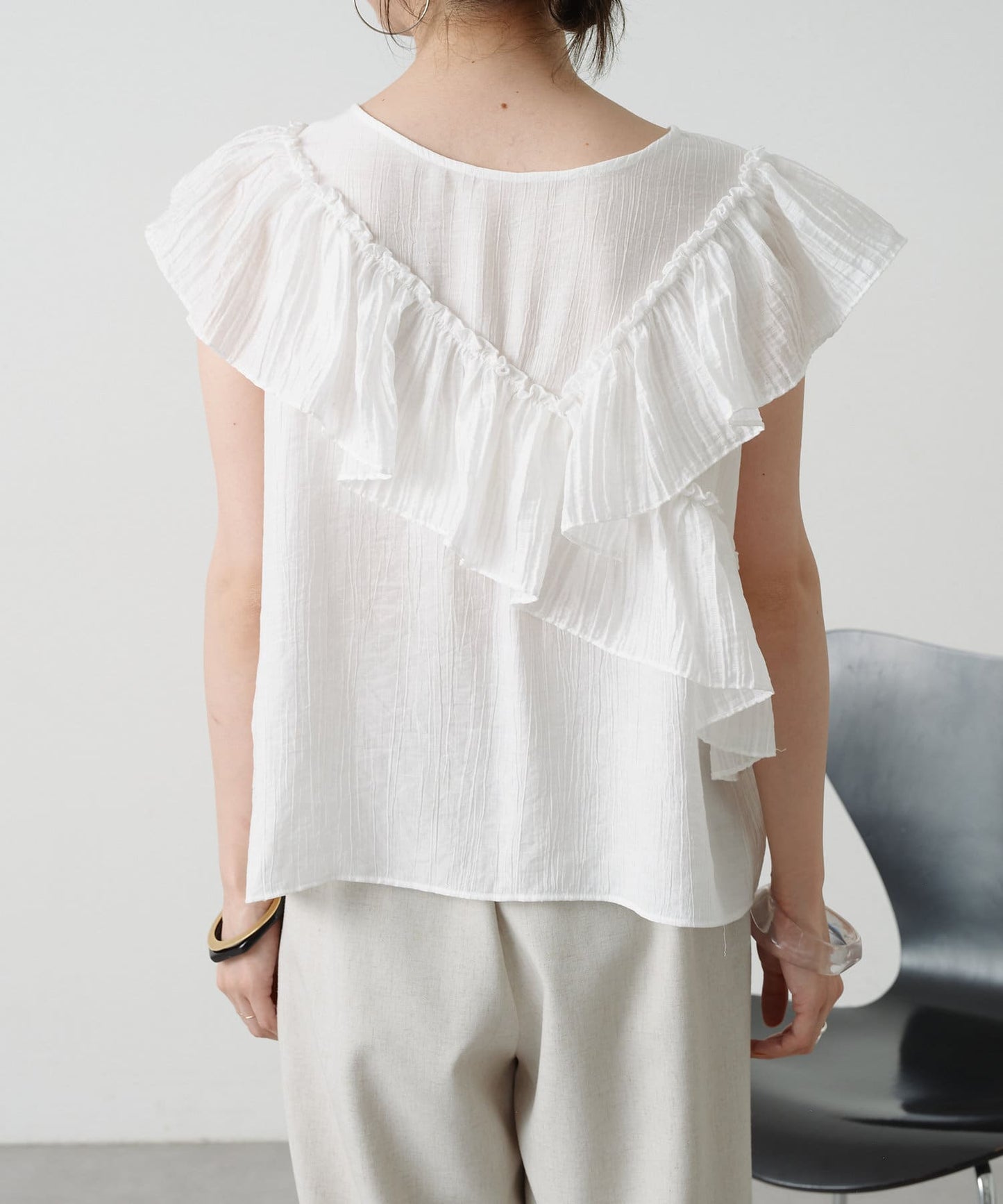 2WAY單肩露肩荷葉邊上衣