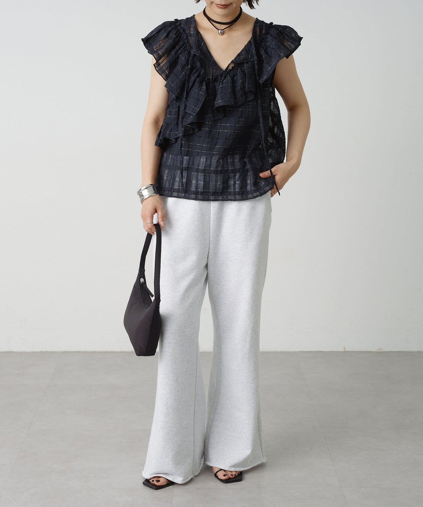 2WAY單肩露肩荷葉邊上衣