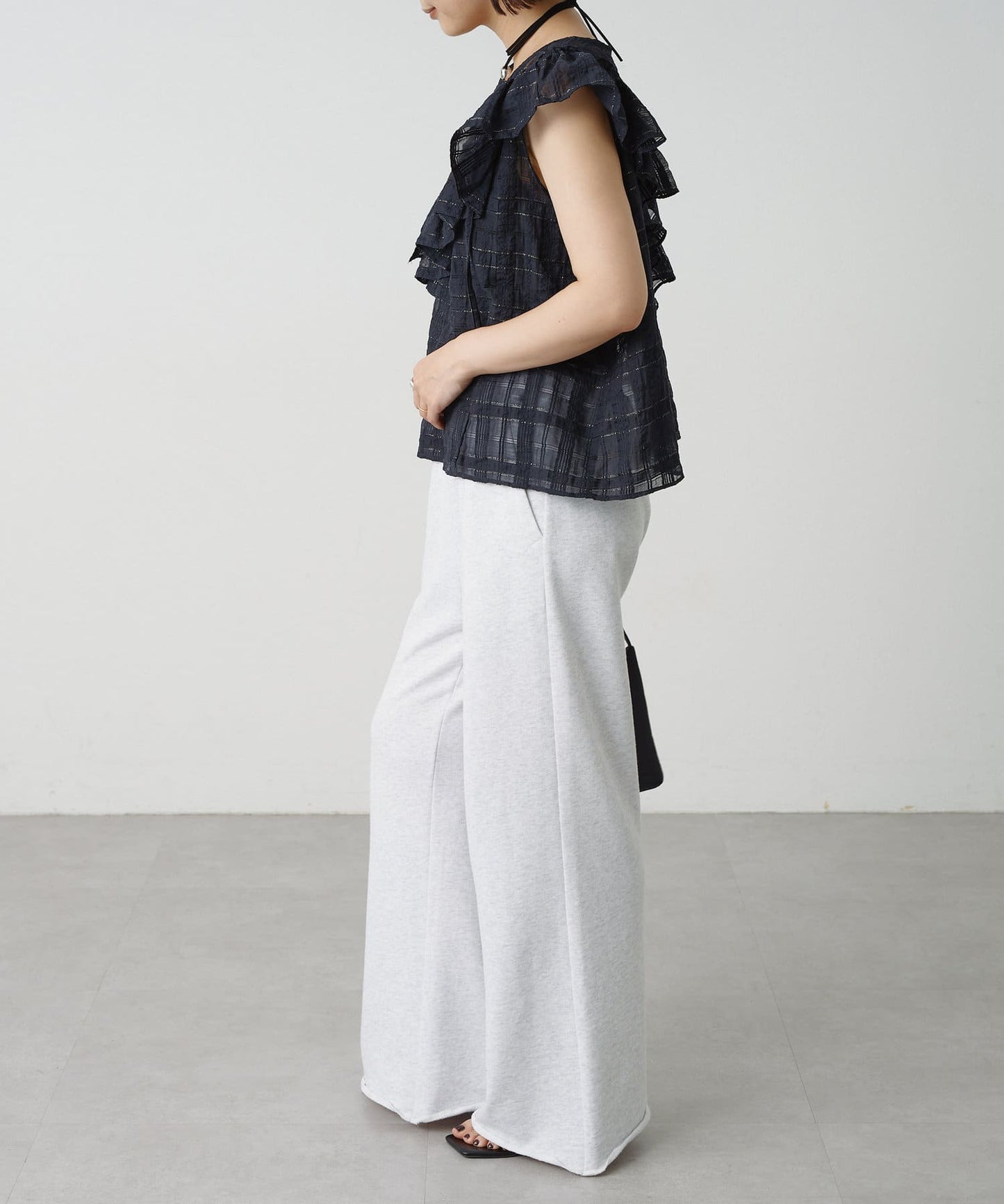 2WAY單肩露肩荷葉邊上衣